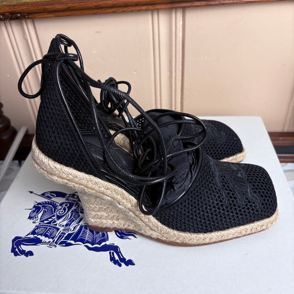 Burberry Mesh Plunge Espadrilles size womens 37 - Picture 10 of 16